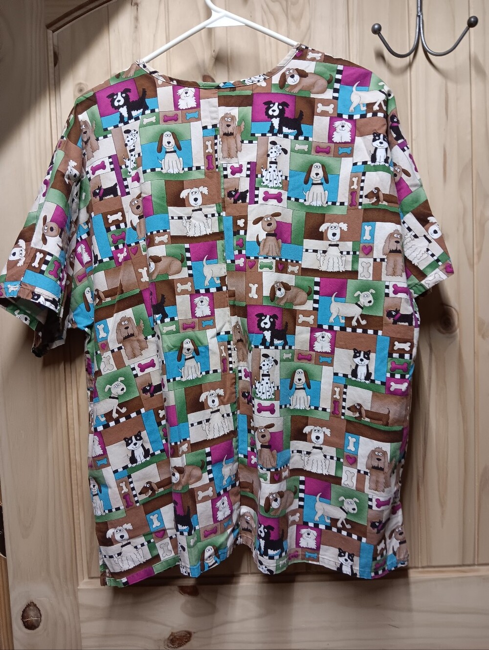 Peaches Scrub Top And Scrub HQ Scrub Top. EUC - Picture 3 of 5